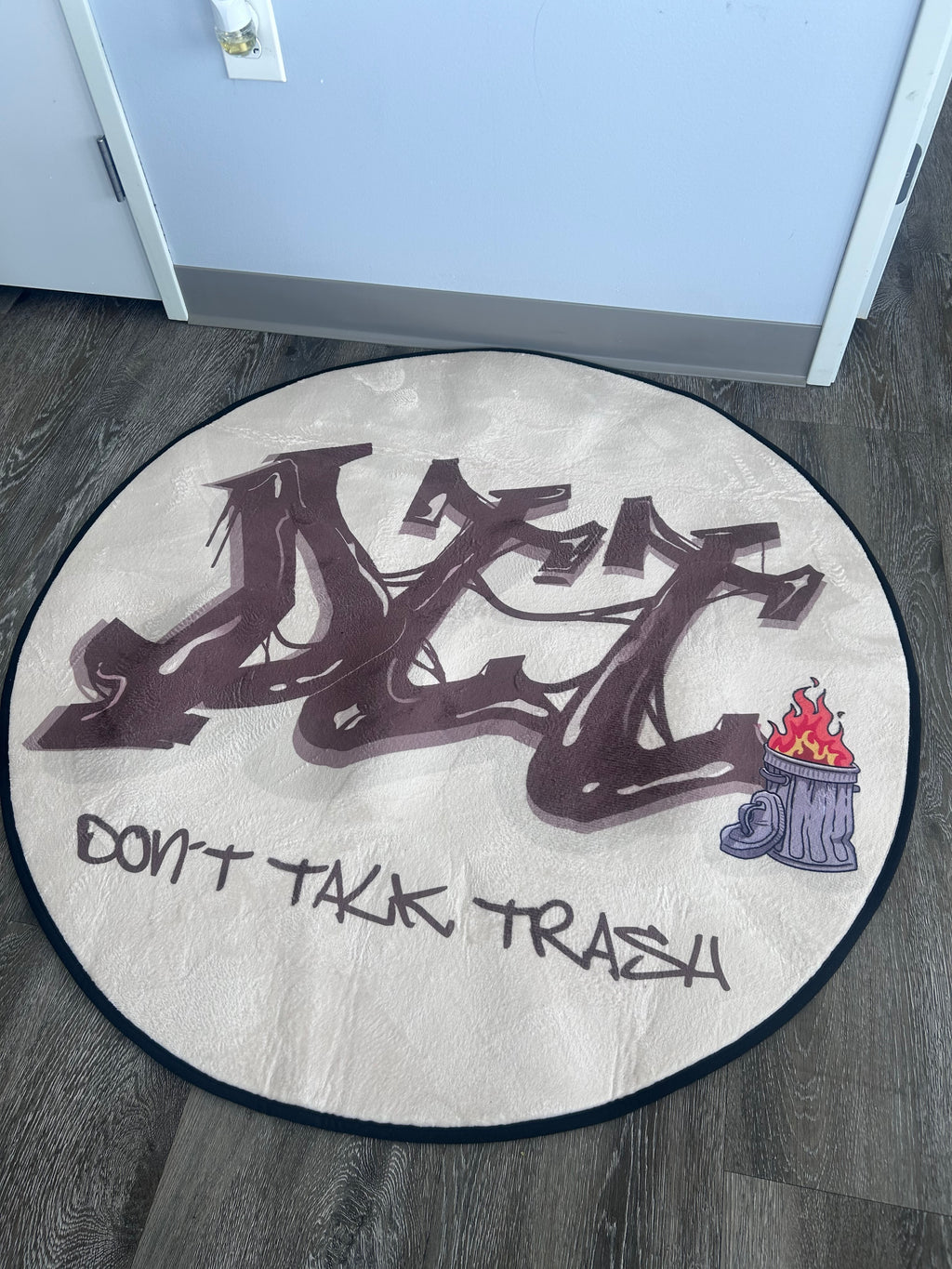 SIGNATURE RUG