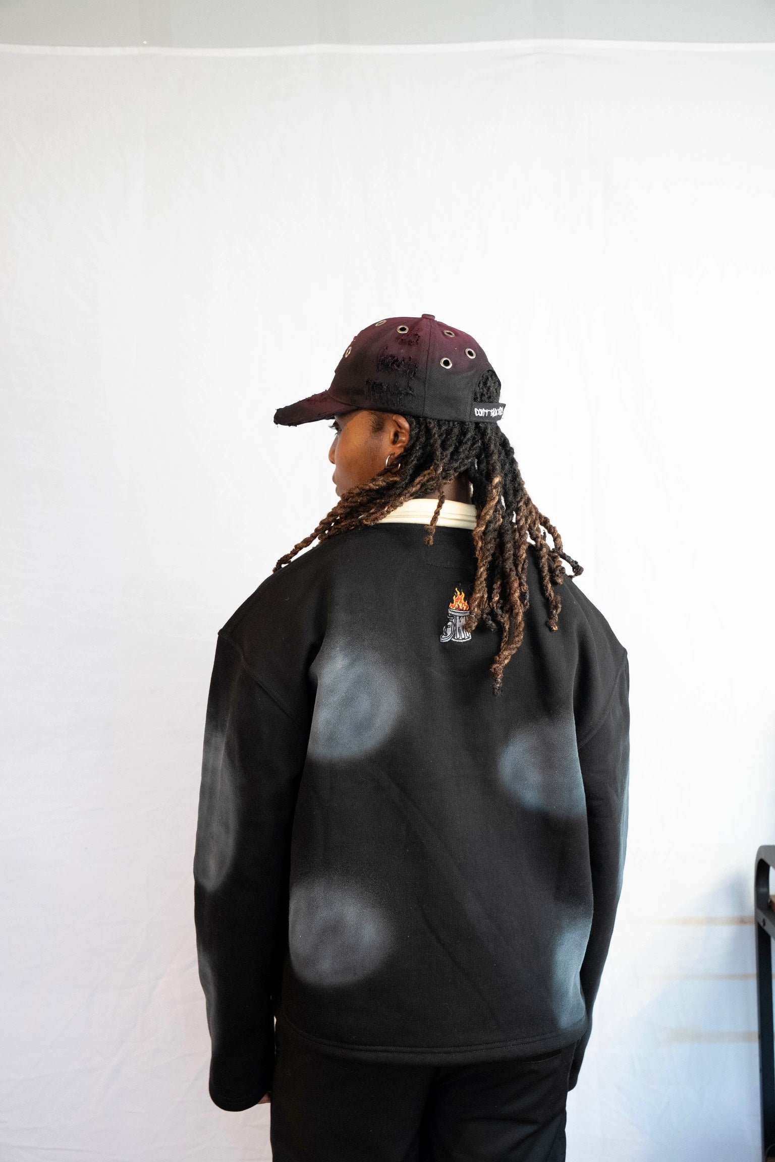 HEAVYWEIGHT PIGMENT WASH LONG-SLEEVE